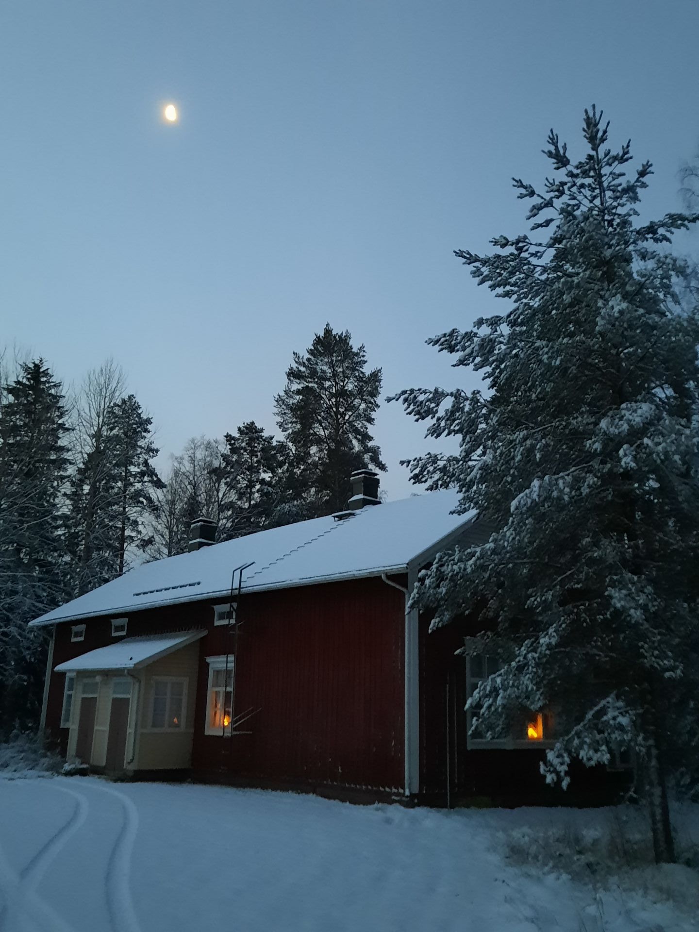 Valsbergs hembygdsgård i vinterskrud